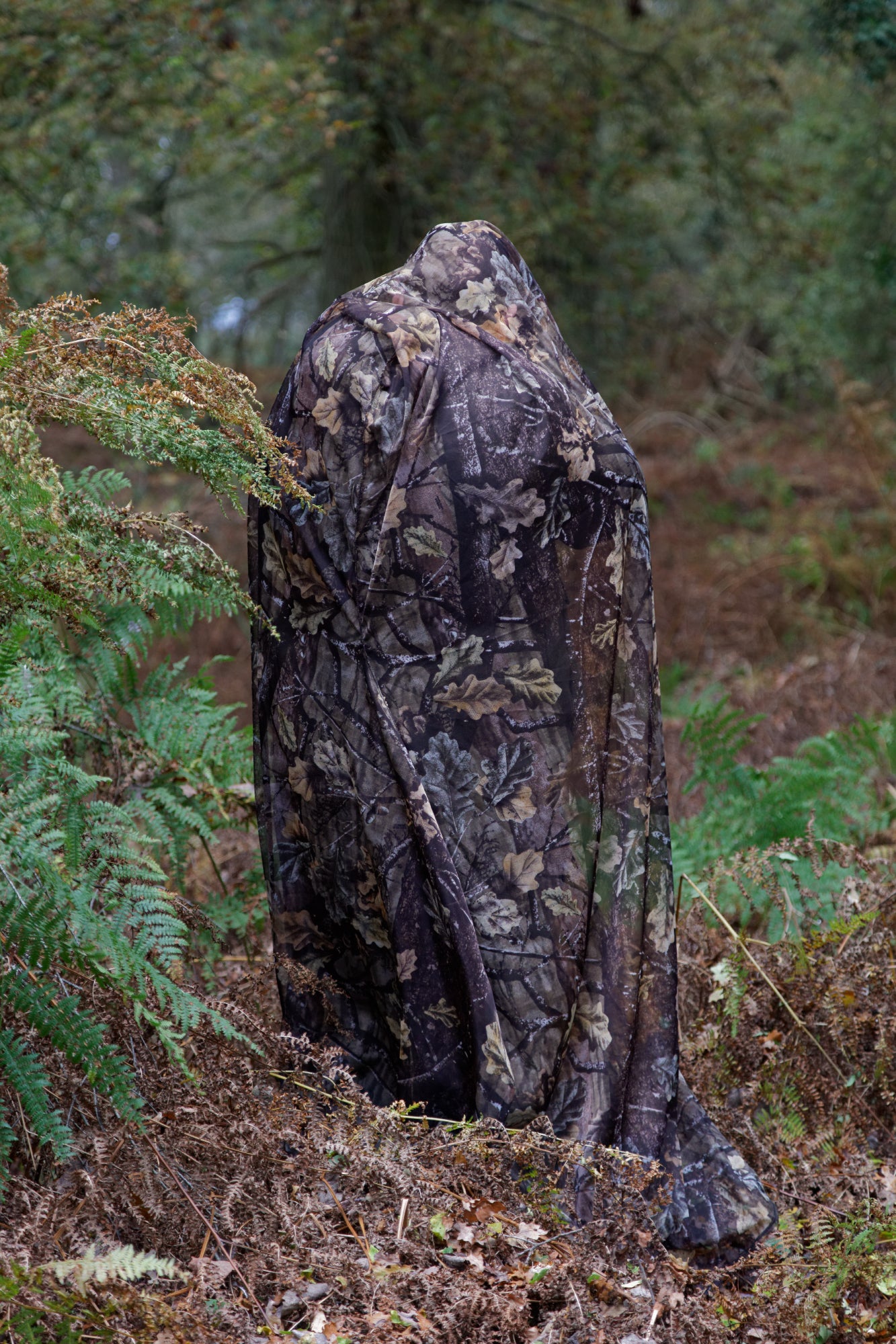 Leaf Effect Bag Hide — Portable Photography & Wildlife Watching Hide (Brown/Green Camo)