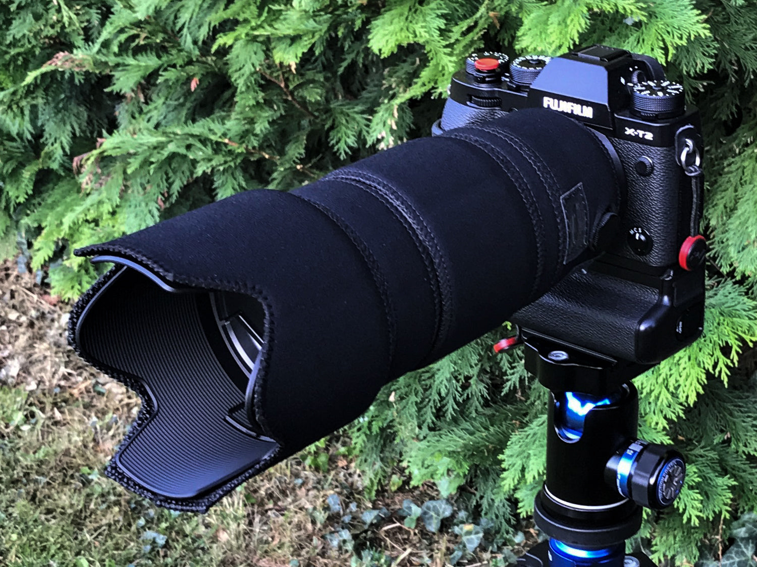 Fuji 50 140 f2.8 OIS Neoprene Lens Cover