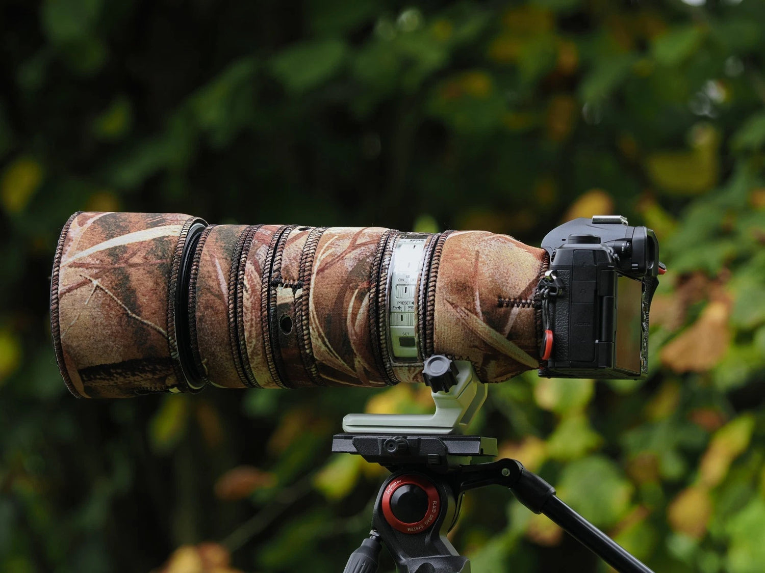 Olympus OM Zuiko 50-200 f2.8 IS Pro Neoprene Lens Cover
