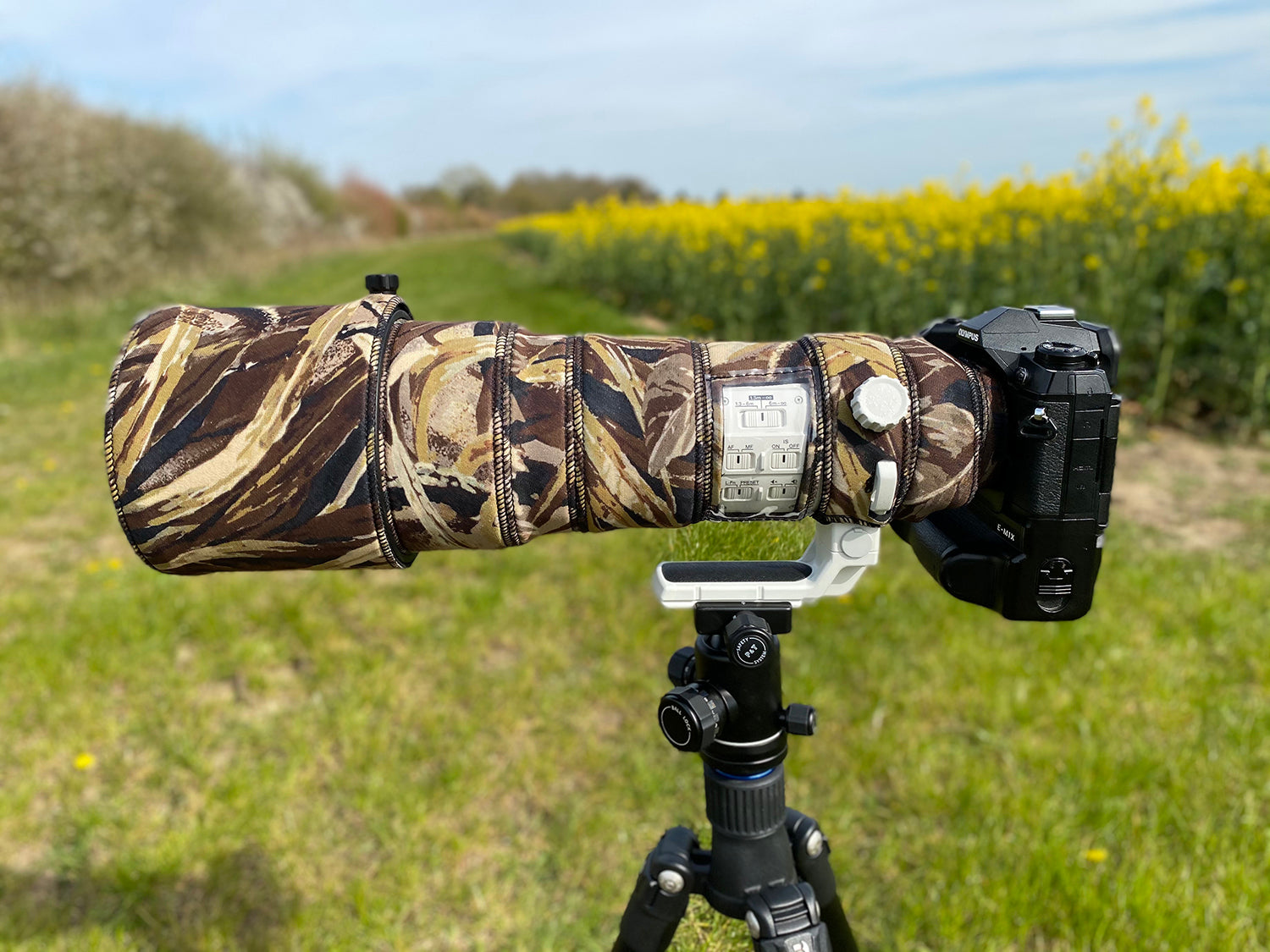 Olympus OM 150 400 Neoprene Lens Cover