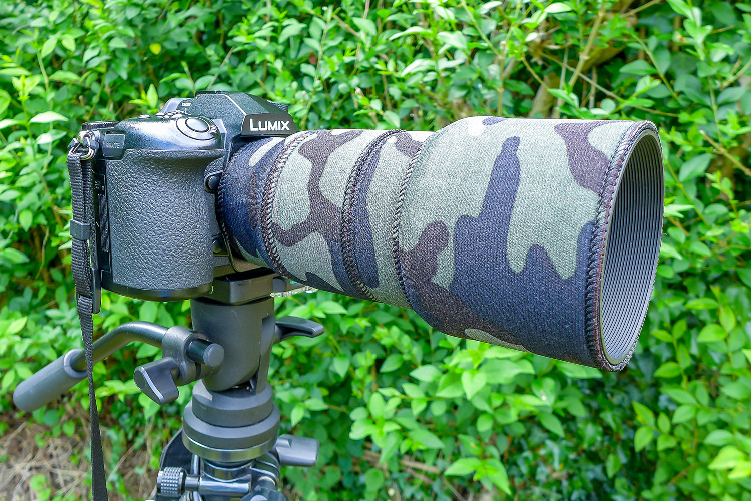 Panasonic 50-200 f2.8-4 Neoprene Lens Cover