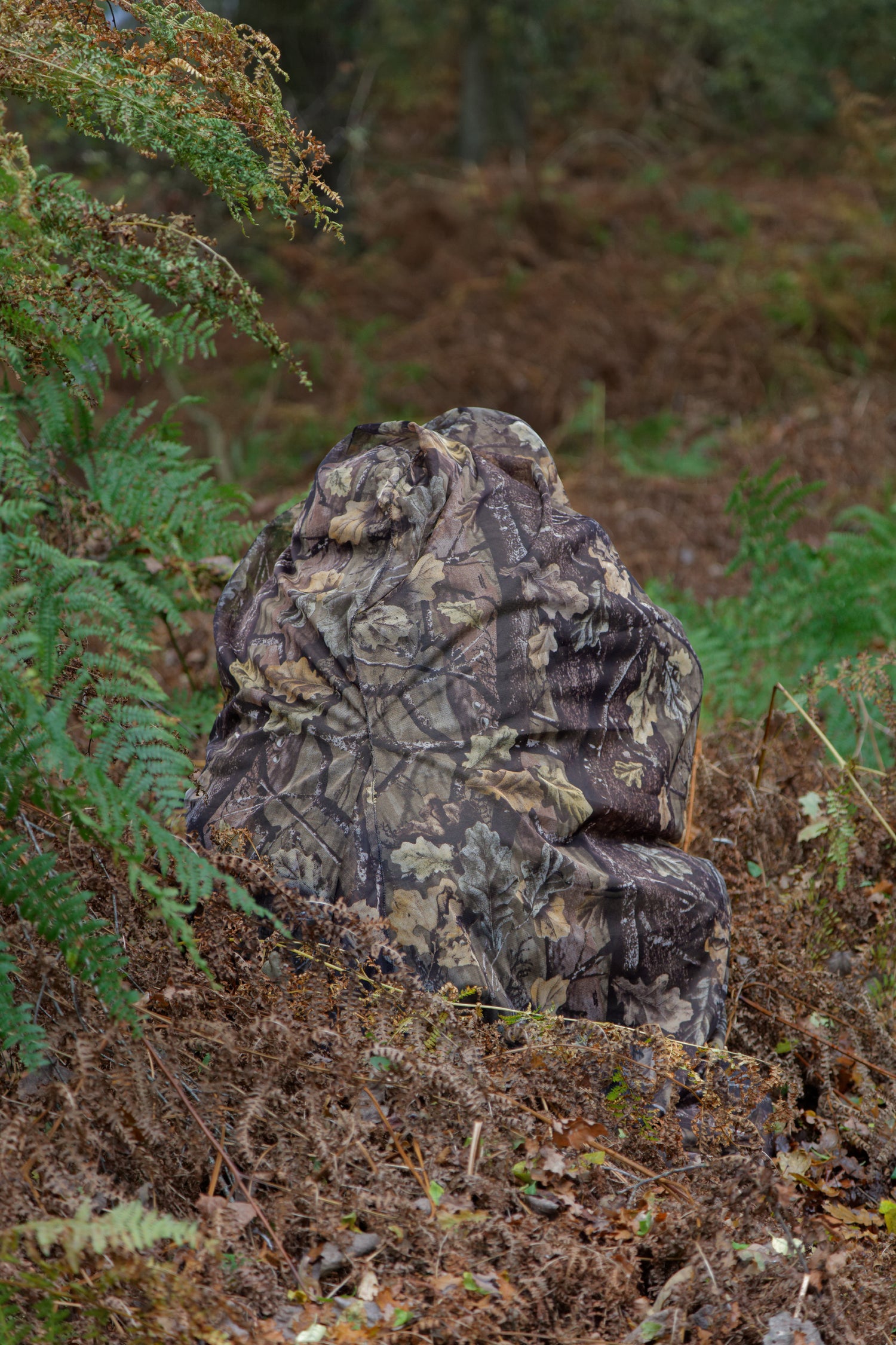 Leaf Effect Bag Hide — Portable Photography & Wildlife Watching Hide (Brown/Green Camo)