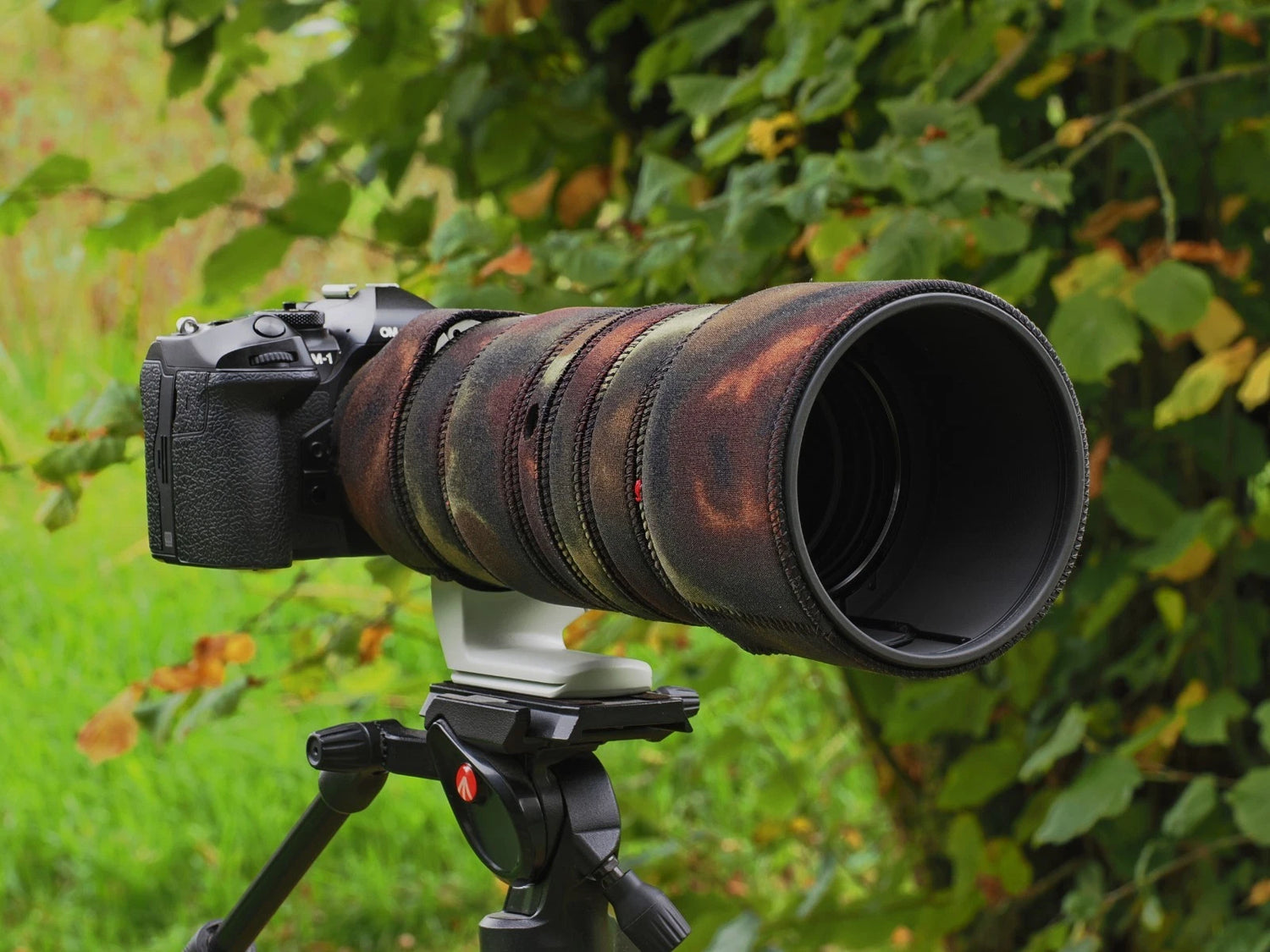 Olympus OM Zuiko 50-200 f2.8 IS Pro Neoprene Lens Cover