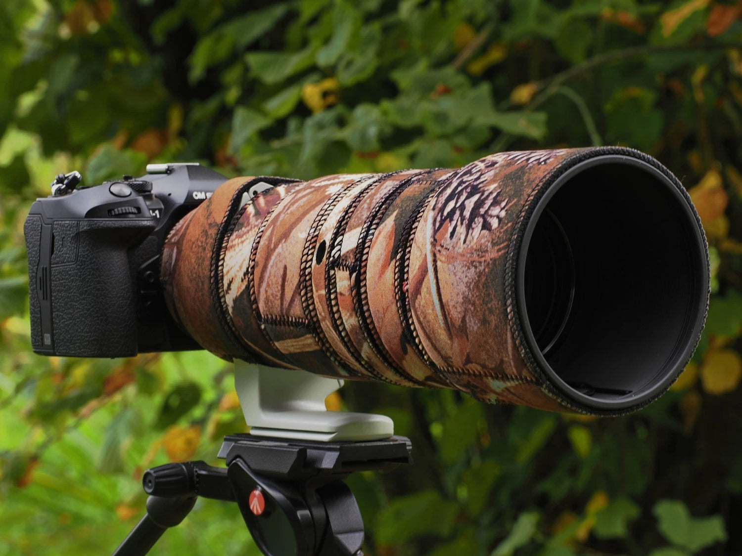 Olympus OM Zuiko 50-200 f2.8 IS Pro Neoprene Lens Cover