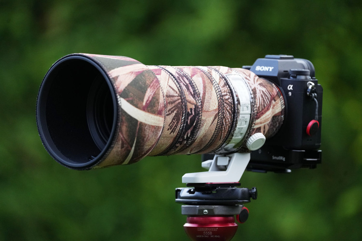 Sony FE 70-200mm f2.8 G OSS II Neoprene Lens Cover
