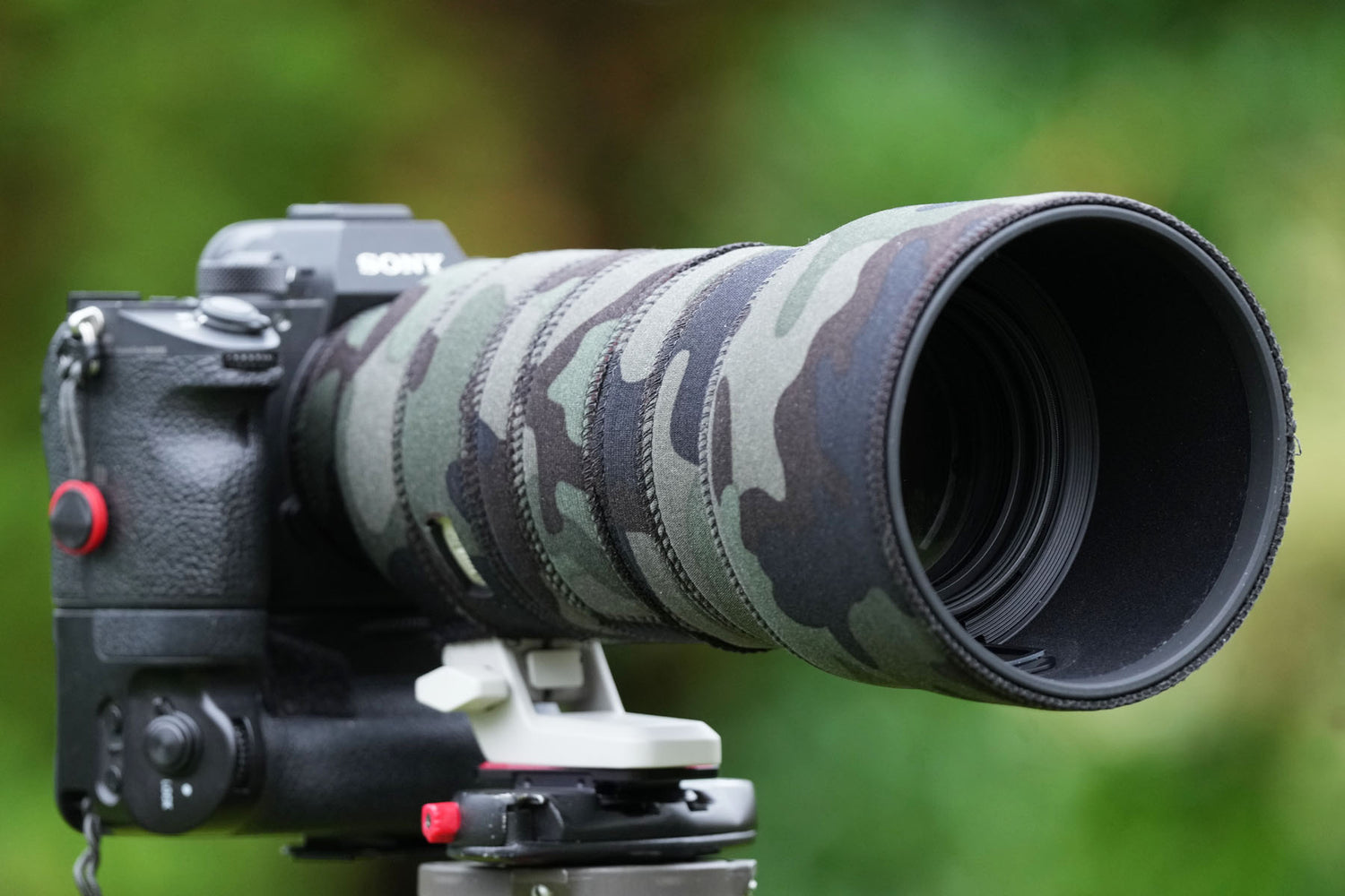 Sony FE 70-200mm f2.8 G OSS II Neoprene Lens Cover