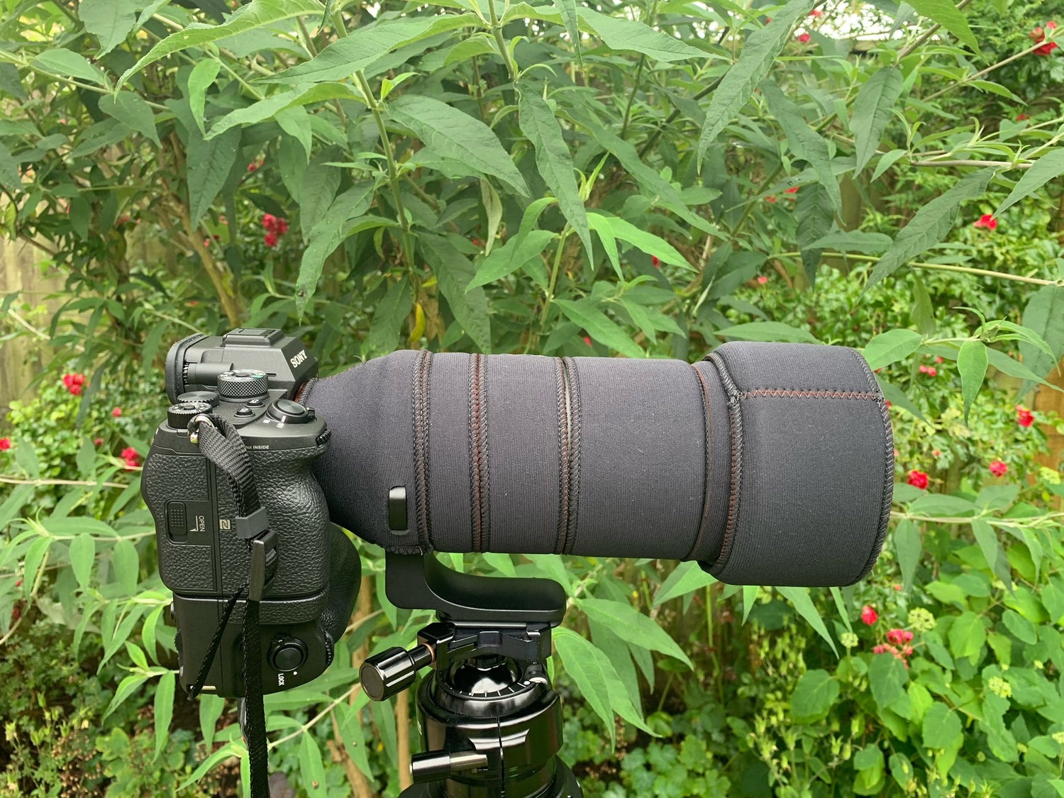 Tamron 150 500 VC VXD Sony FE Neoprene Lens Cover